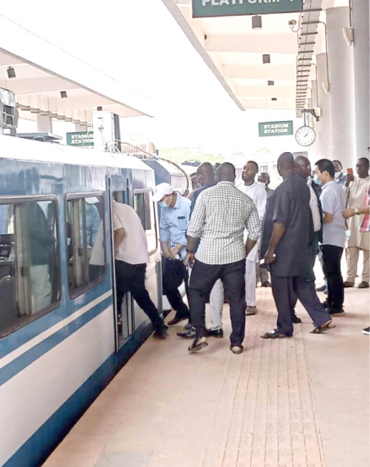 After Just 2 Years, Abuja Multi-Billion Naira Metro Rail Rots Away