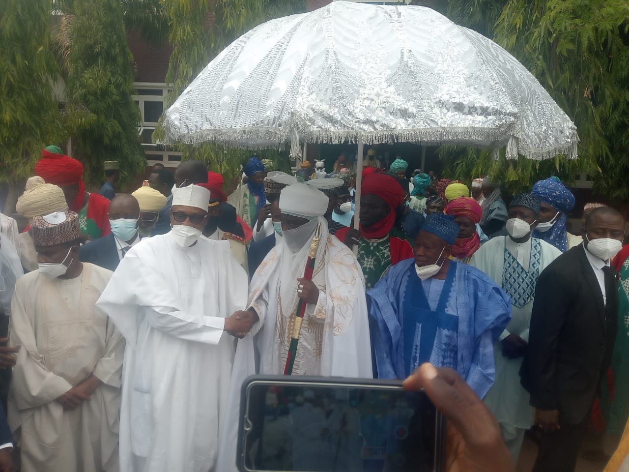 Buhari meets with families of Kano explosion victims