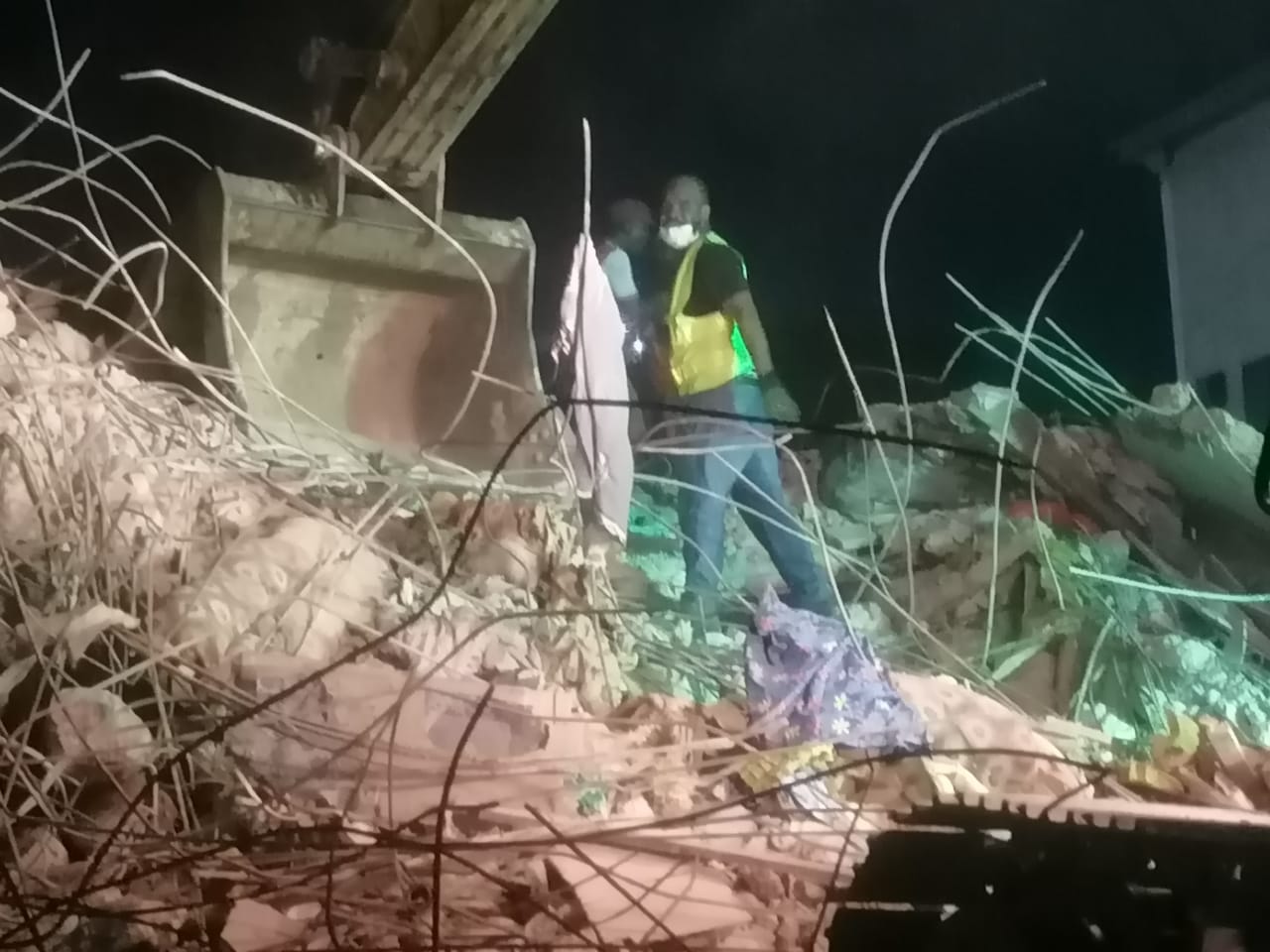 PHOTOS: Scene of collapsed 3-storey building in Lagos