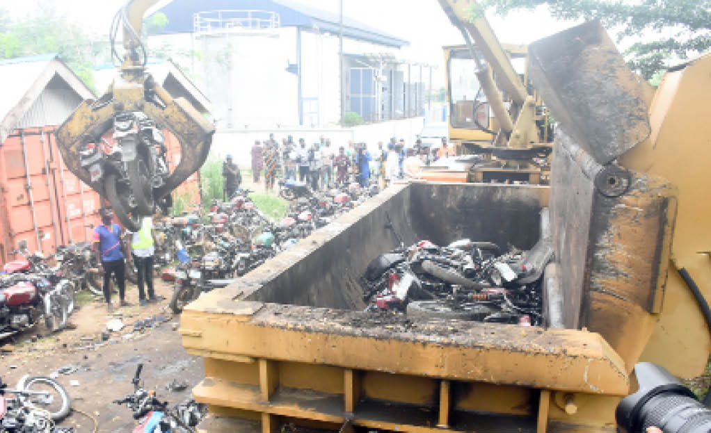 Commuters lament as Lagos govt insists on okada ban