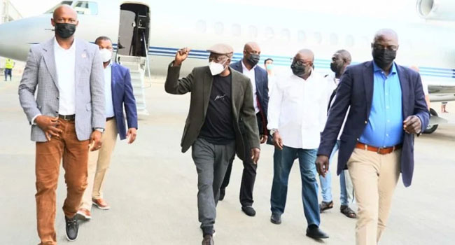 Tinubu leaves for France