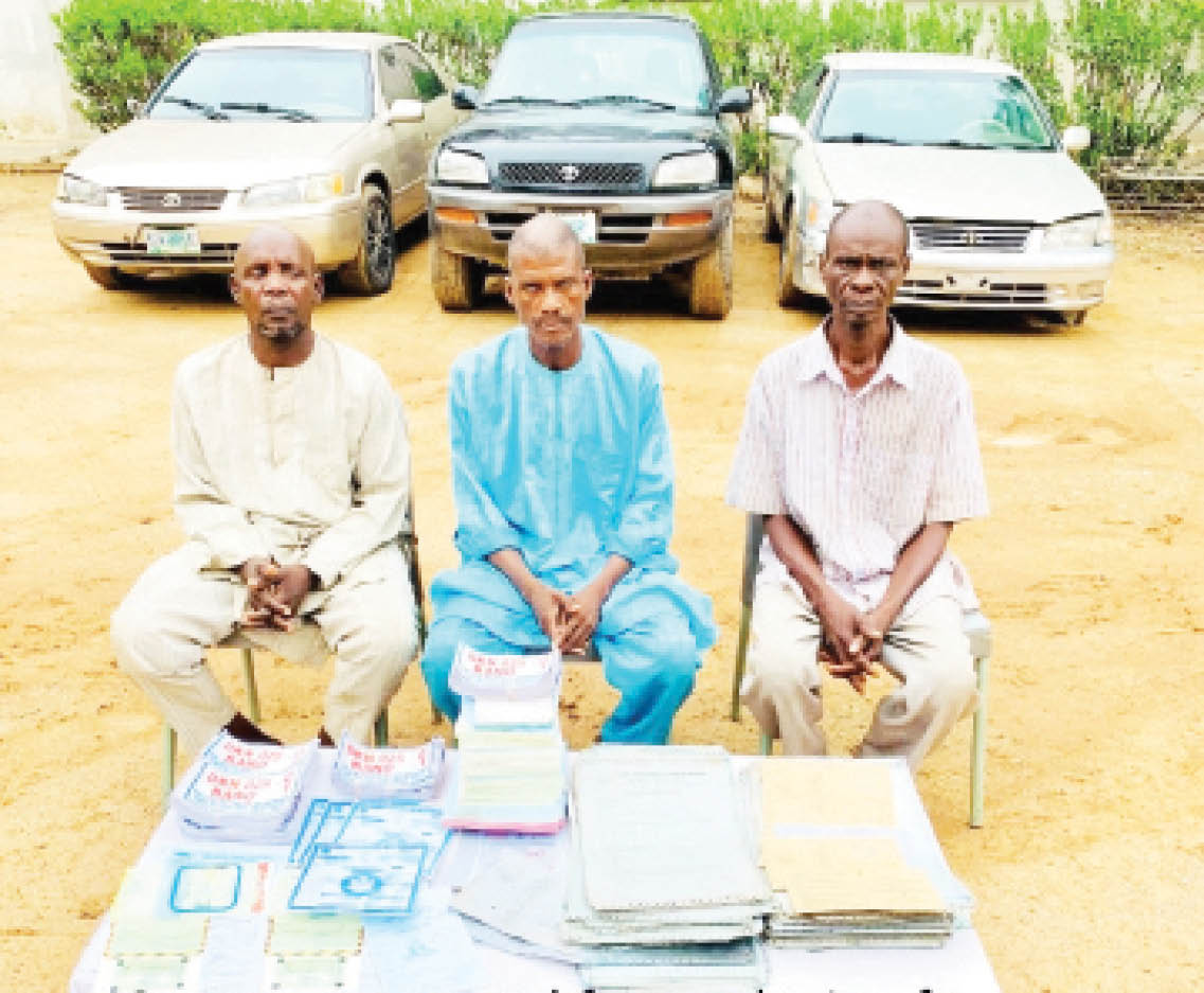 Vehicle documents counterfeiters arrested in Kano