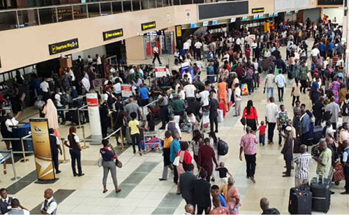 Flights Suspension: Passengers besiege Dana Air counters, seek tickets refund