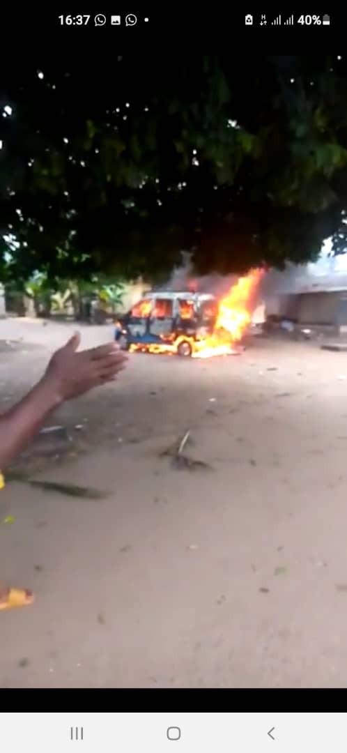 PHOTOS: Shops, cars, houses on fire as Gunmen break loose in Imo