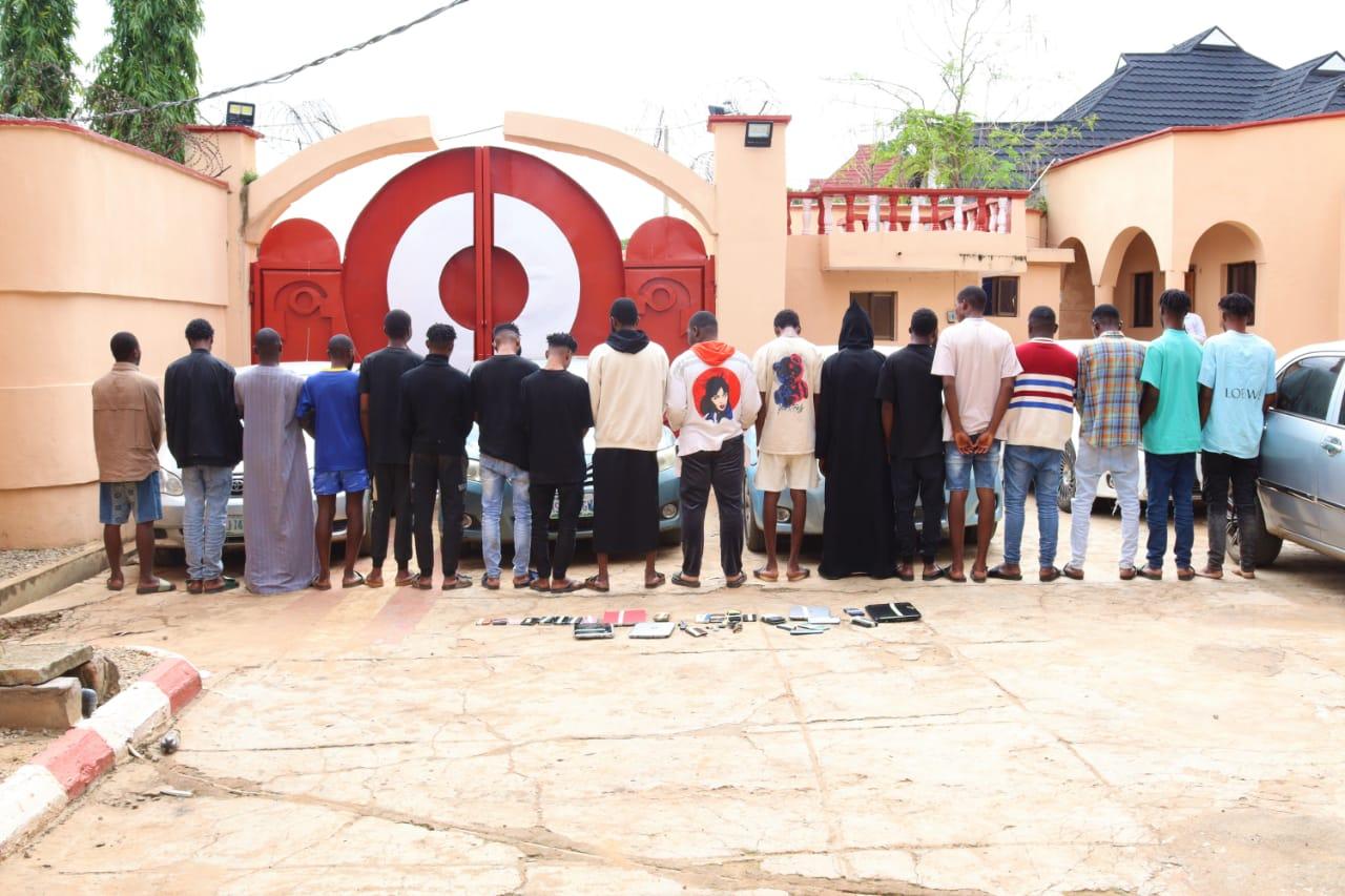 EFCC arrests siblings, 16 others in Kogi