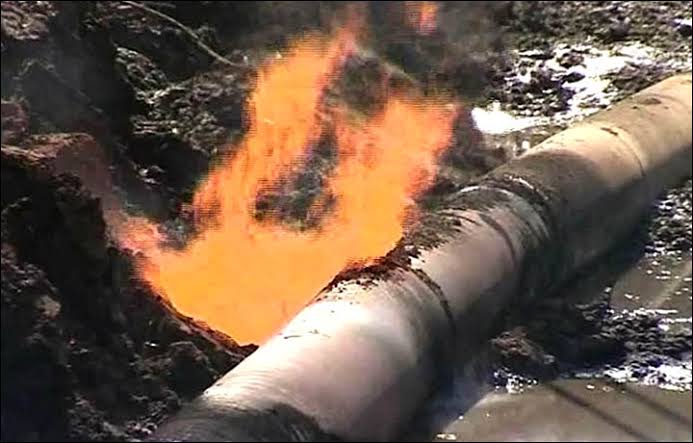 Five arrested for blowing up oil pipelines in Bayelsa