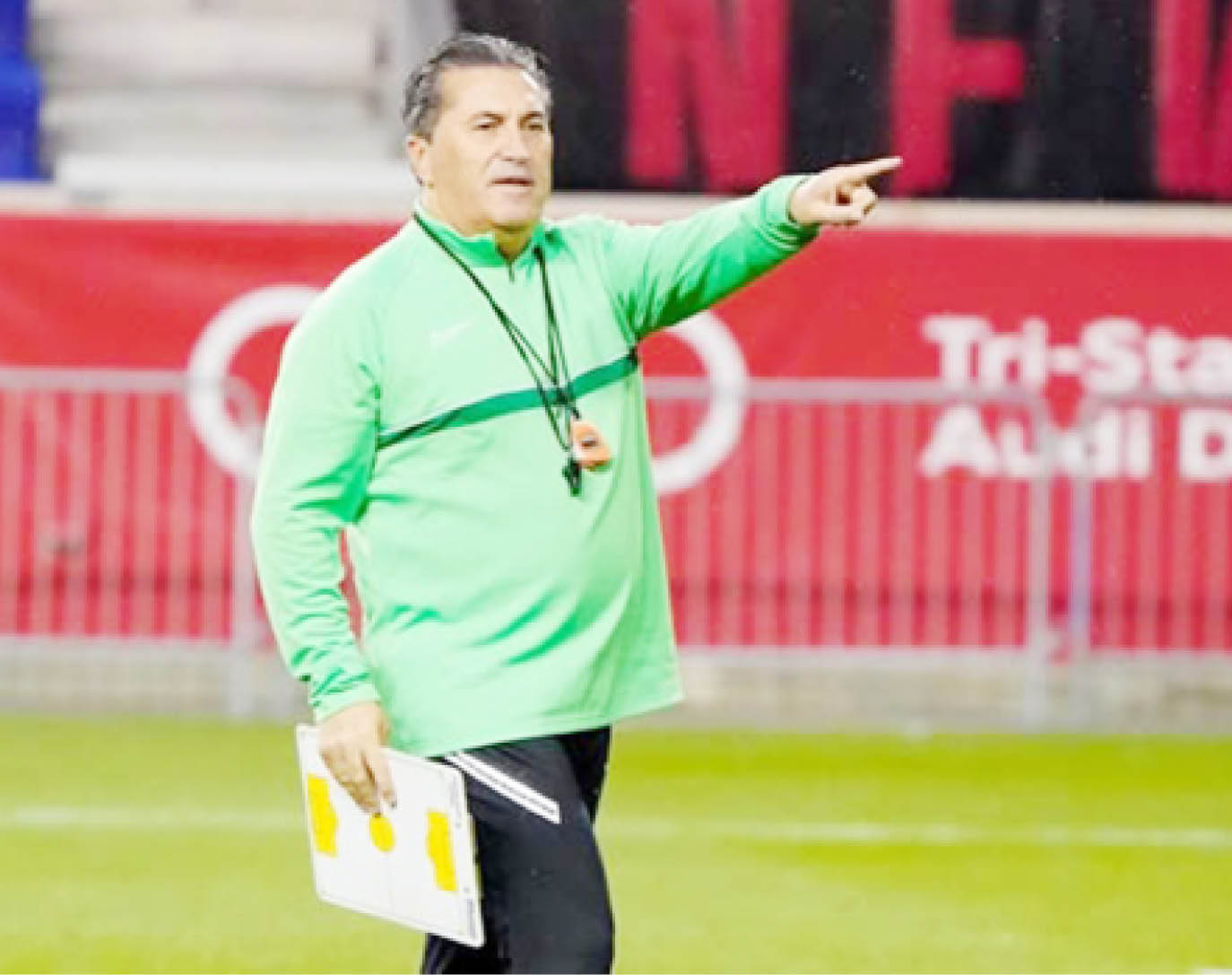 Peseiro threatens to expel Super Eagles stars