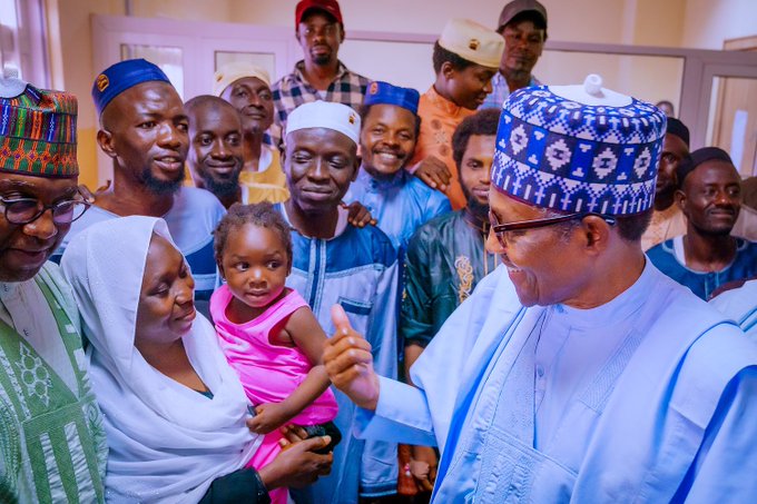 Buhari visits freed train passengers in Kaduna hospital