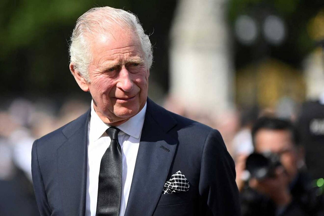 King Charles III leaves London hospital