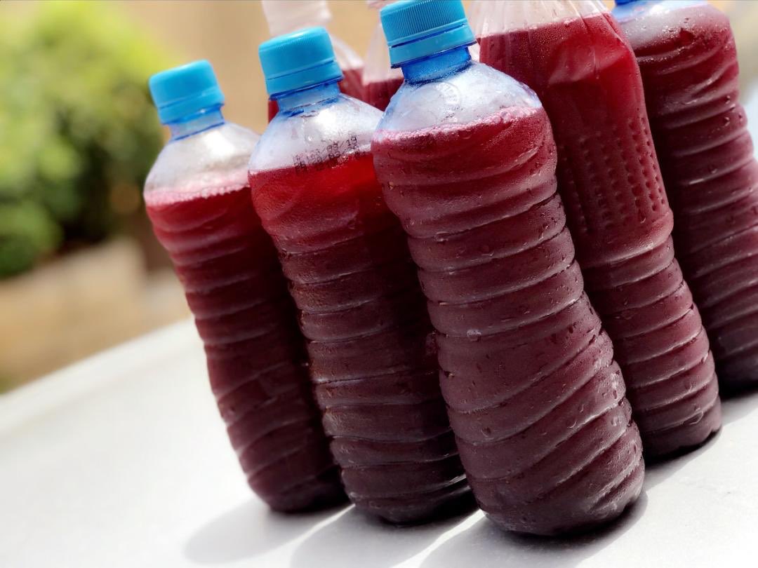 HIV-Positive Woman Confesses To Mixing her Blood With The Zobo Drinks She sell