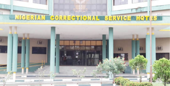 30 Oko prisoners exhibit skills at talent hunt