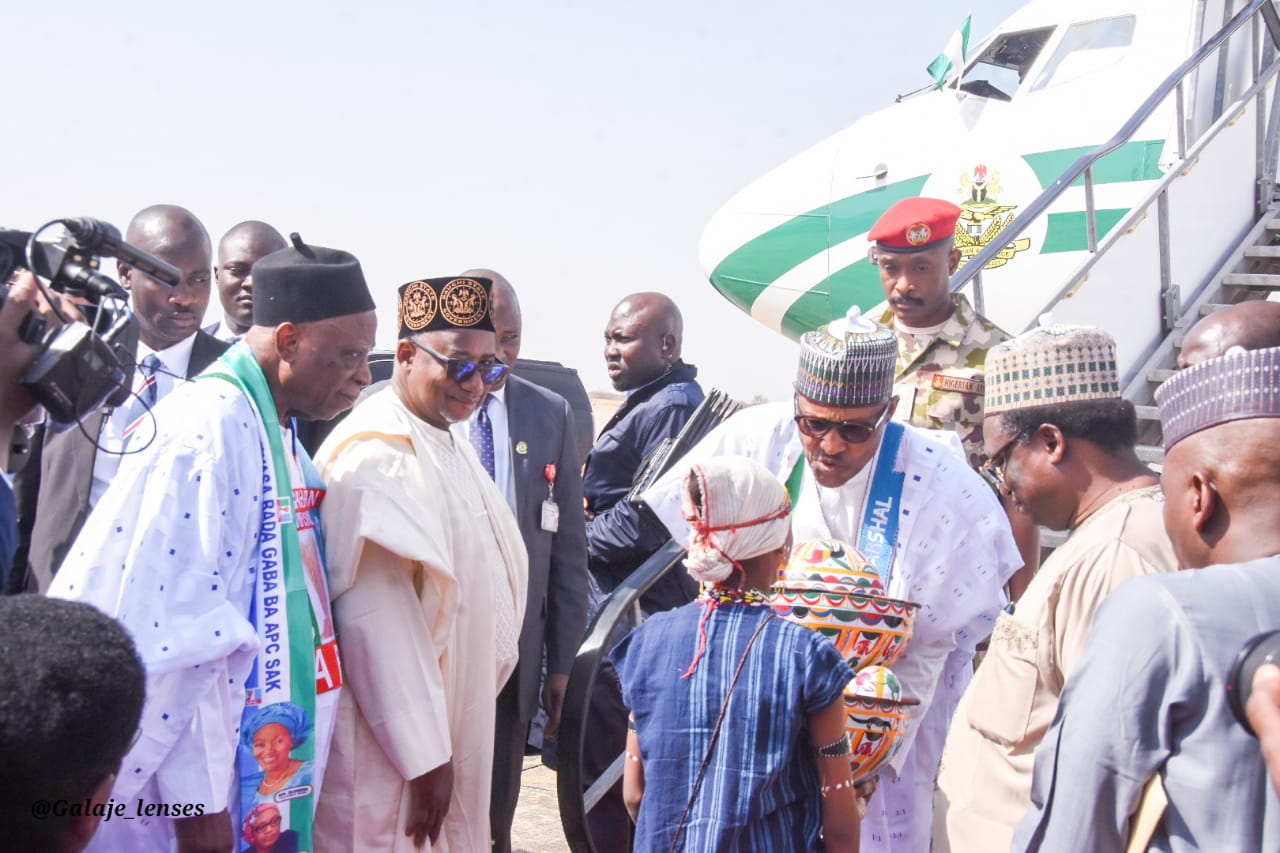 PHOTOS: Buhari lands in Bauchi for APC presidential campaign