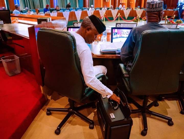 PHOTOS: Osinbajo chairs first FEC of 2023