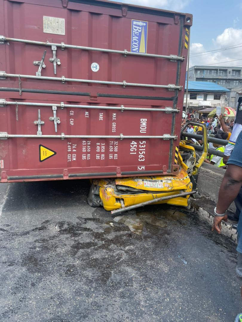 Ojuelegba accident: Sanwo-Olu orders speedy trial of truck owner, driver