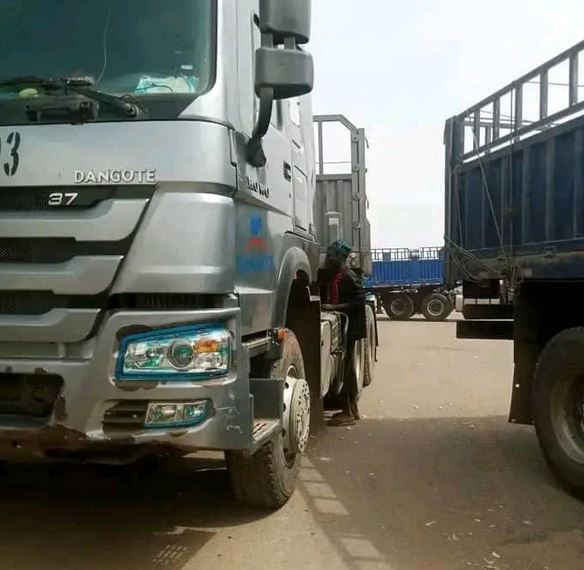 Many stranded as protesting drivers refuse to vacate Zaria-Kano Highway