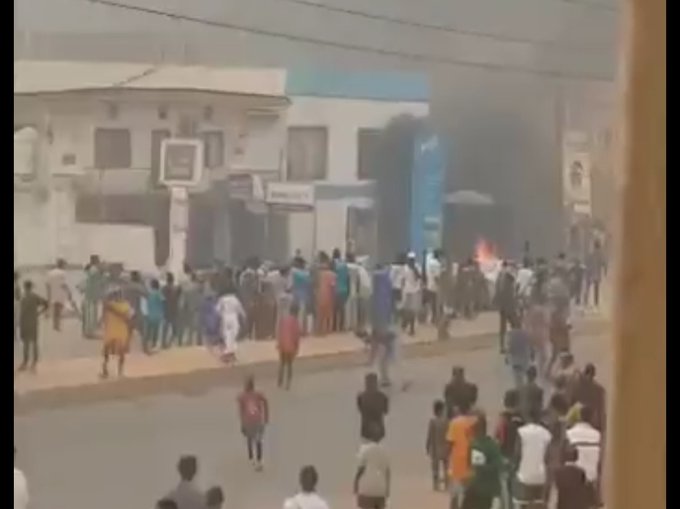Naira scarcity: Banks burnt as violent protest rocks Ogun
