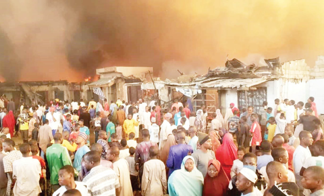 Early morning fire razes many shops at Maiduguri Monday Market