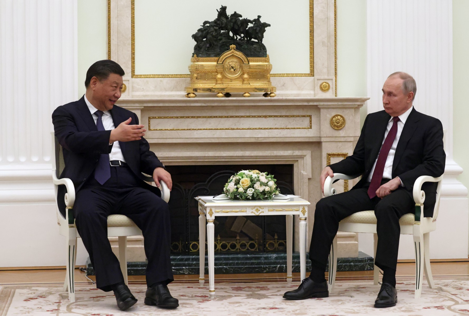 China, Russia agree to settle Ukraine crisis through dialogue