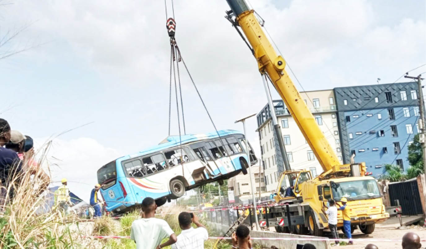 6 killed, scores injured as train crushes BRT in Lagos