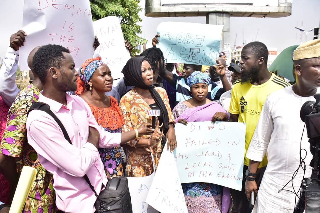 Elections: Go to courts, not the streets, Buhari tells losers