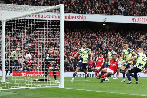 Jesus hits double against Leeds to move Arsenal eight points clear