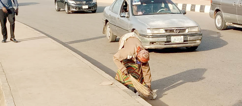 How Jos street sweepers are surviving on N8,000 monthly salary