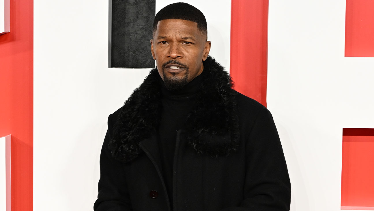 Famous American entertainer, Jamie Foxx, lands in hospital