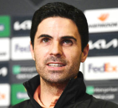 Arteta negotiates new £12 million contract