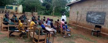 Parents cry out as over 330 pupils in FCT school learn in the open