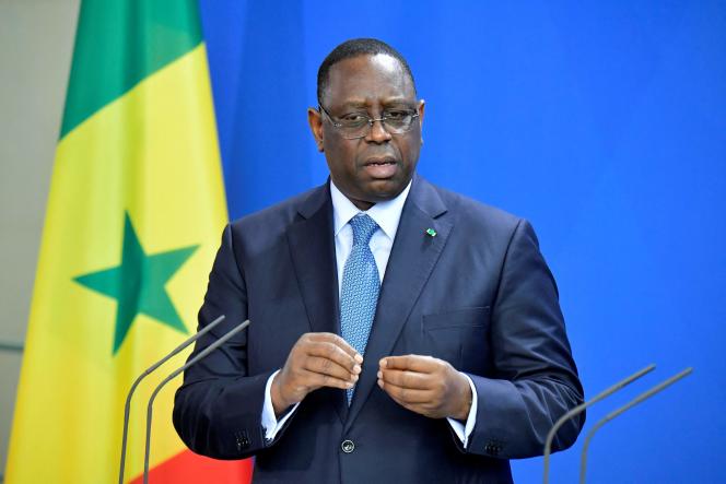 Senegal president calls off presidential election