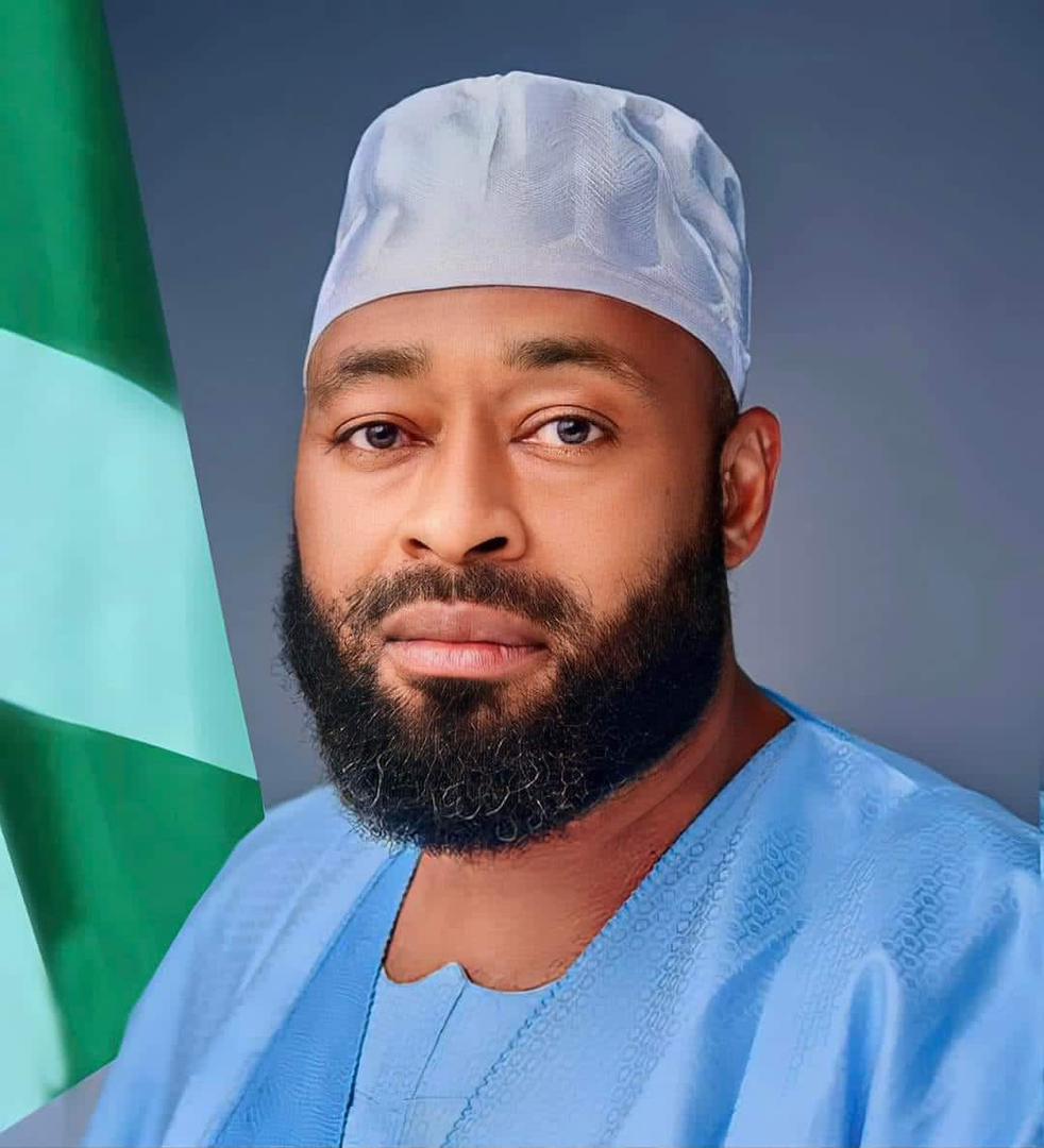 Bago berates contractor for ‘poor reconstruction’ of Minna airport