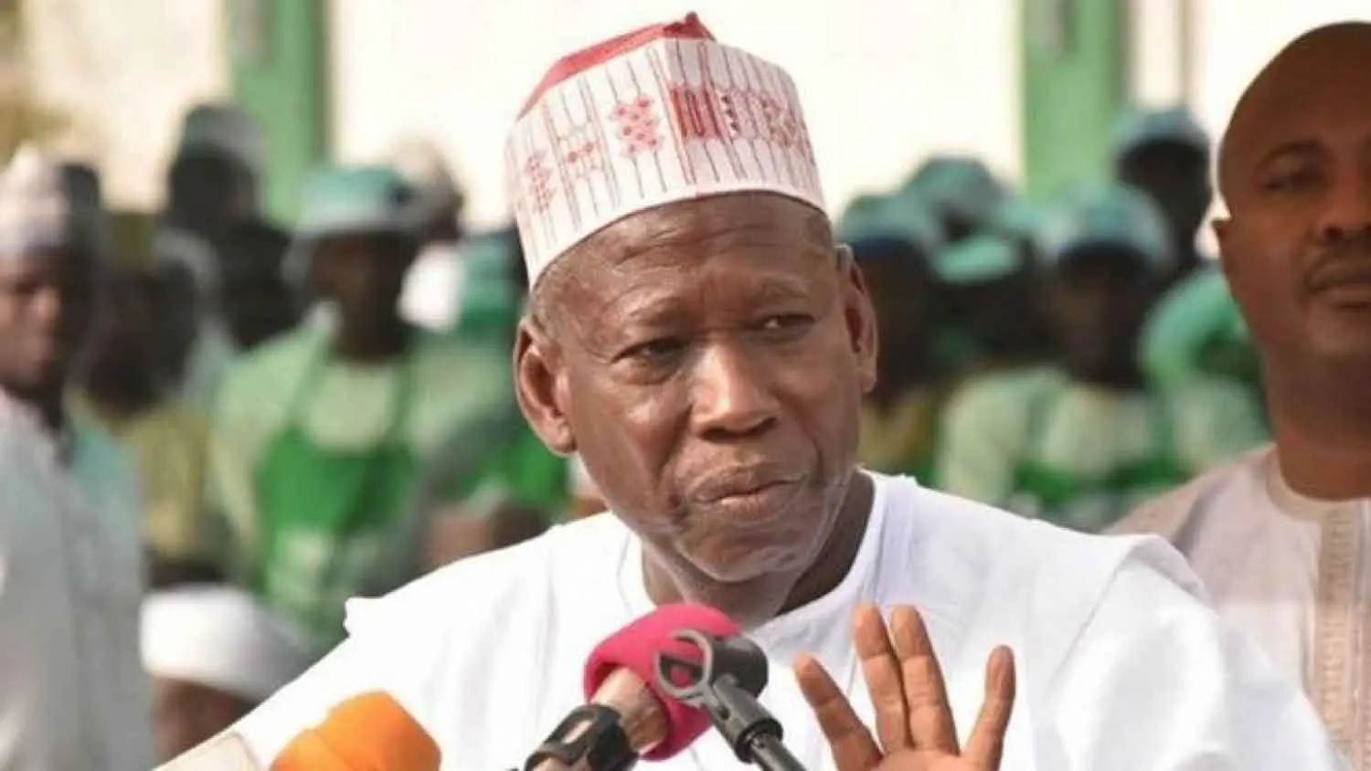 Protesters storm APC Headquarters, ask Ganduje to quit
