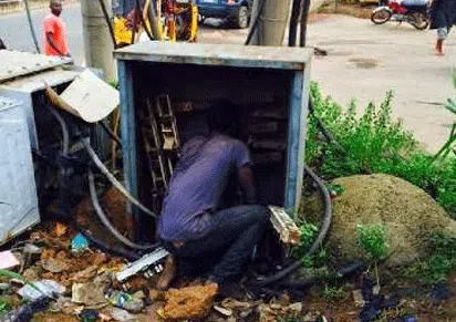 Police begin investigation to identify man electrocuted inside transformer