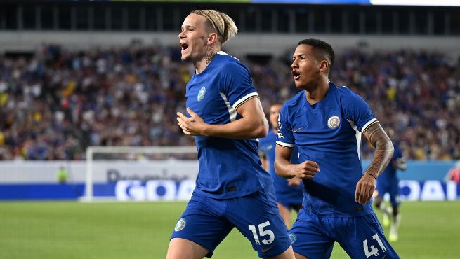 Chelsea beat ten-man Brighton 4-3 in pre-season