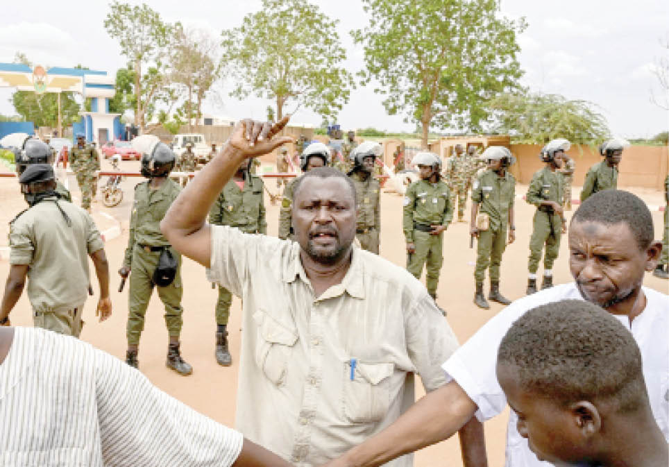 Niger Crisis: Border Communities Decry Rising Food Prices, Troops Lament Hunger