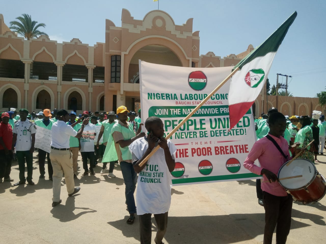 Nationwide protests: Tinubu meets labour as workers storm N/Assembly, govt houses