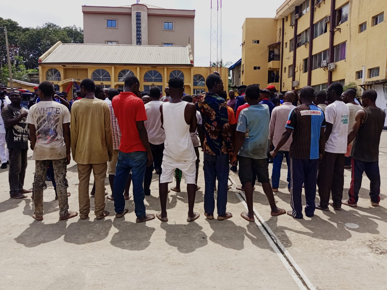 NSCDC parades suspected vandals, phone snatchers in Kano