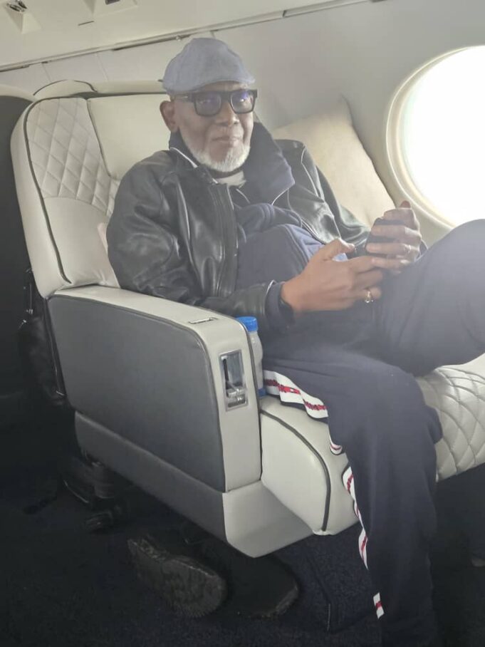 Akeredolu Returns To Nigeria After Three Months’ Medical Trip