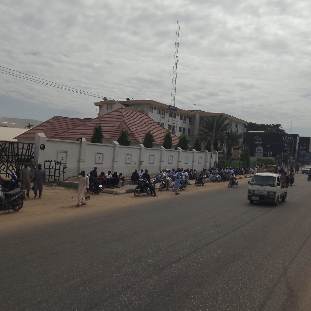 Tension as Kano traders shut down over tribunal judgment