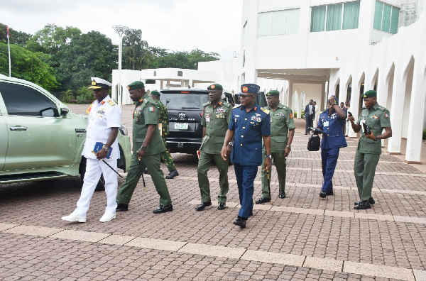 Tinubu meets service chiefs before India trip