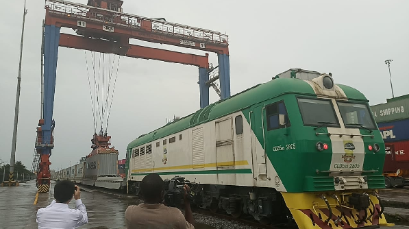 FG flags off container movement by train, to evacuate 90 containers daily from Apapa