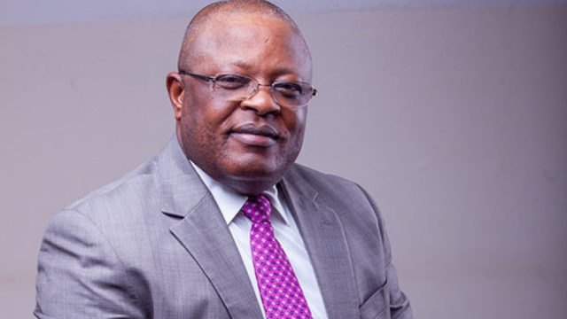 FG saved N300bn by redesigning 2nd Niger Bridge – Umahi