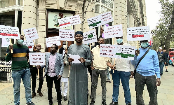 Kano Tribunal: ‘We demand fair trial’, protesters storm Nigerian High Commission in London