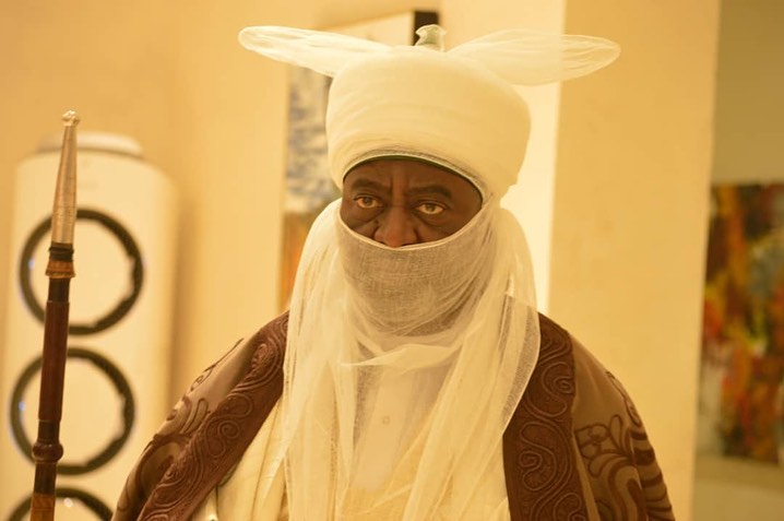 VIDEO: Dethroned Emir of Kano moves into another palace