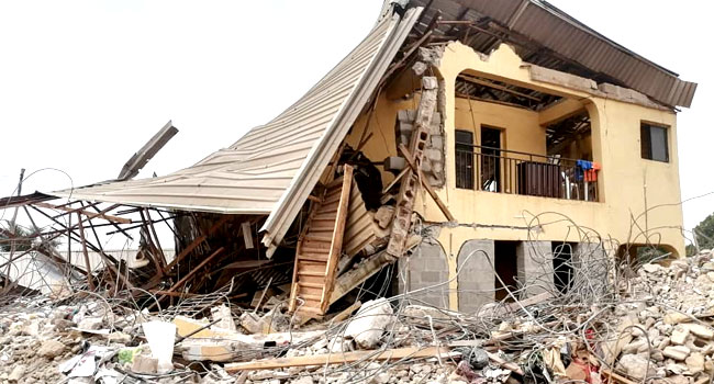 Kano: Woman killed, 2 children injured in building collapse