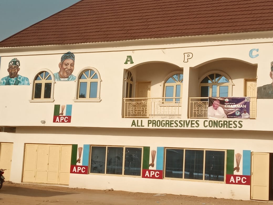 PHOTOS: Kano APC Secretariat wears new look ahead of S’Court hearing