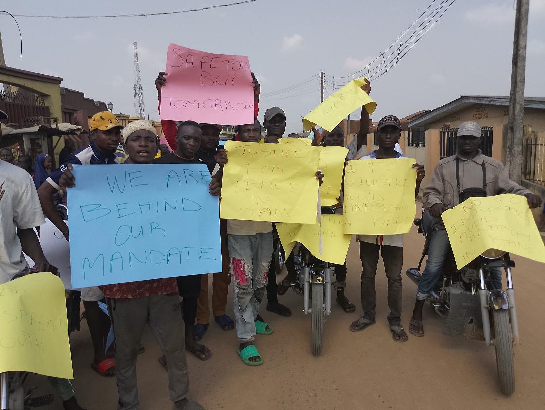 PHOTOS: Kano indigenes in Ogun protest ahead of Supreme Court’s hearing