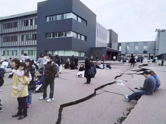 100,000 residents ‘displaced’ as earthquake hits Japan