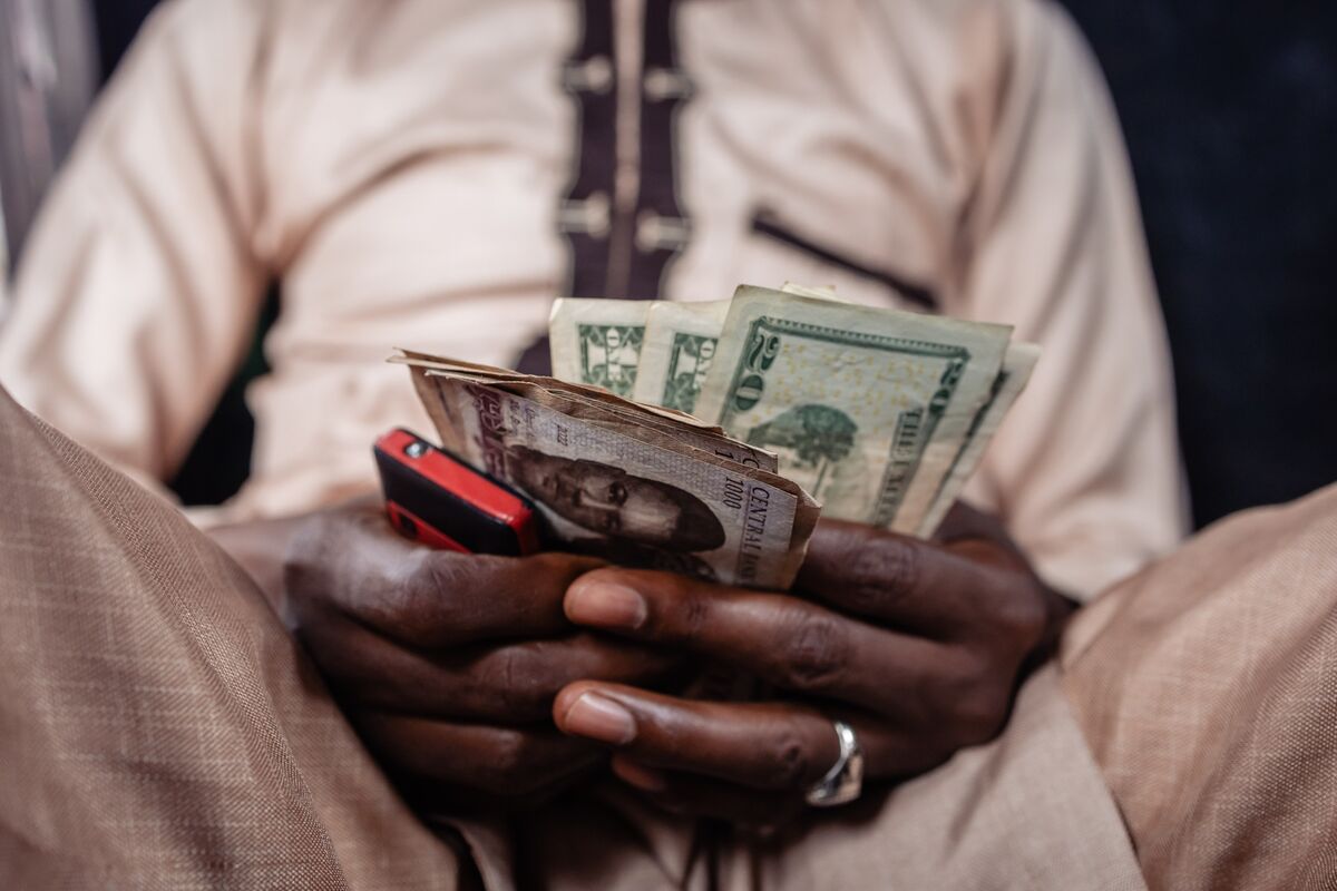 NIGERIA DAILY: How To Make More Money As A Public Servant In Nigeria