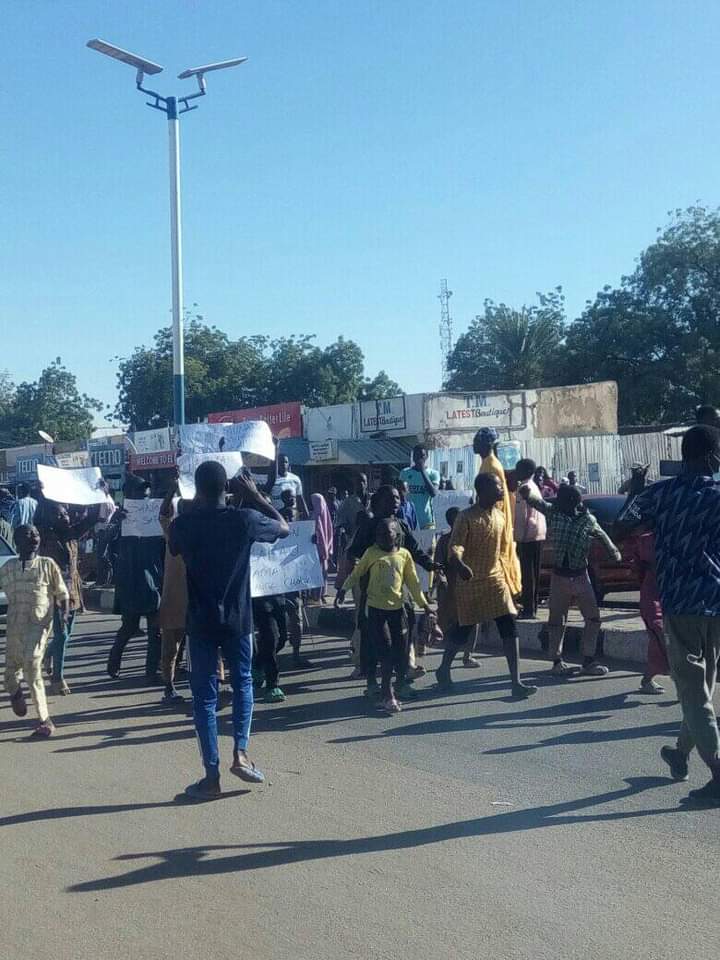 PHOTOS: Commuters stranded as Yobe tricyclists protest ‘excessive fines’